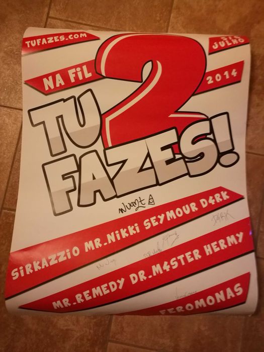 Poster autografado por youtubers