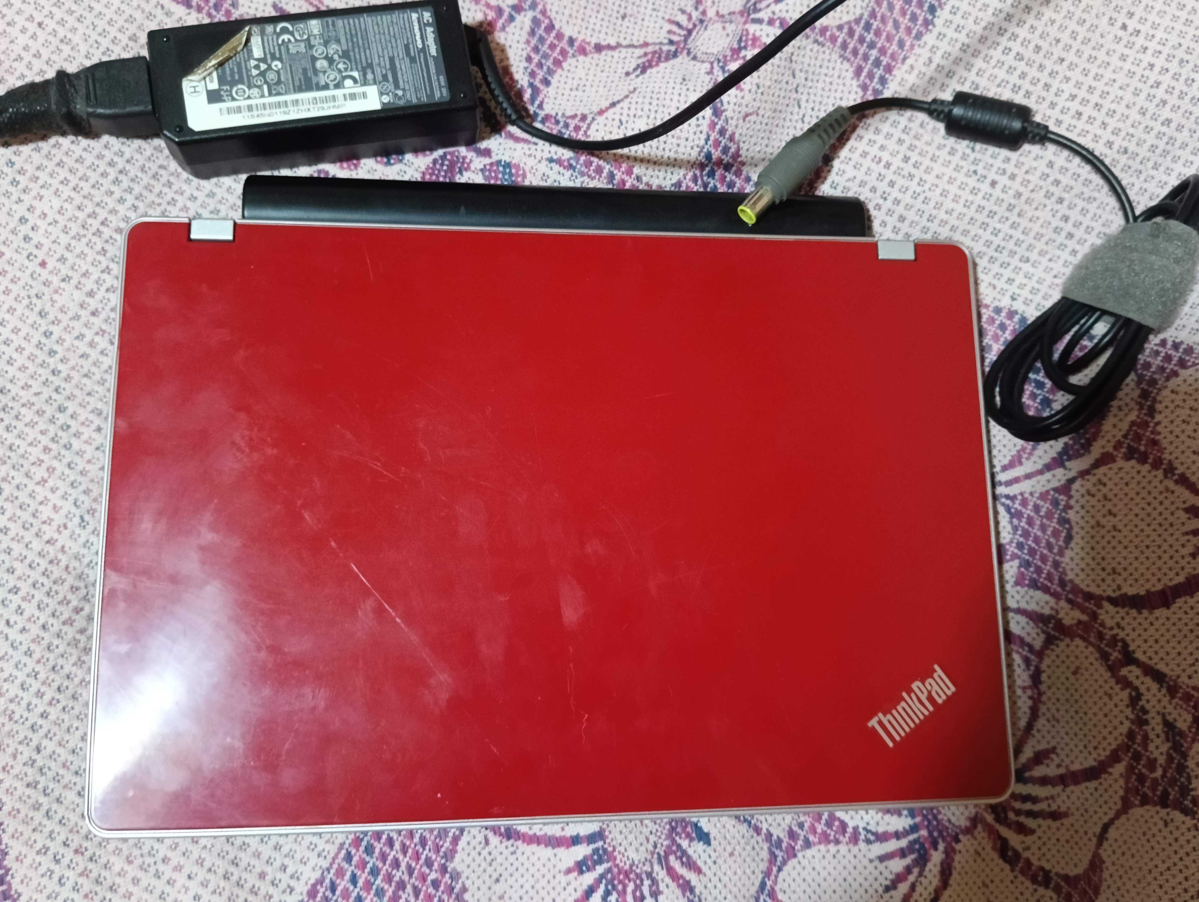 Ноутбук нетбук Lenovo Thinkpad Edge 11 TYPE 2545-24G