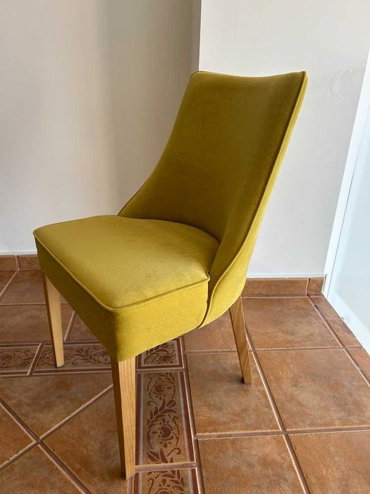 Cadeirão em Tecido Amarelo Anti-Gato - Excelente Estado