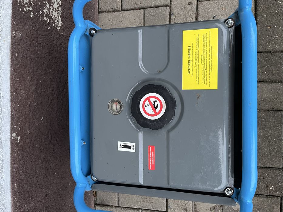 Інвекторний генератор