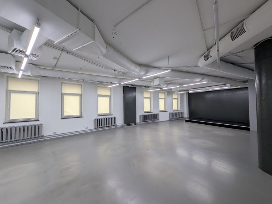 БЕЗ%. Опенспейс офіс в БЦ. метро Печерська Лесі Українки