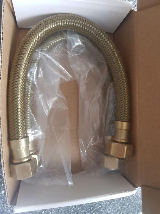 Wężyki przyłączeniowe złote