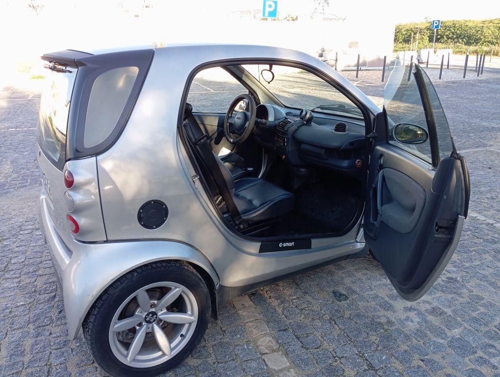 Smart Fortwo CDI APENAS 157000KM