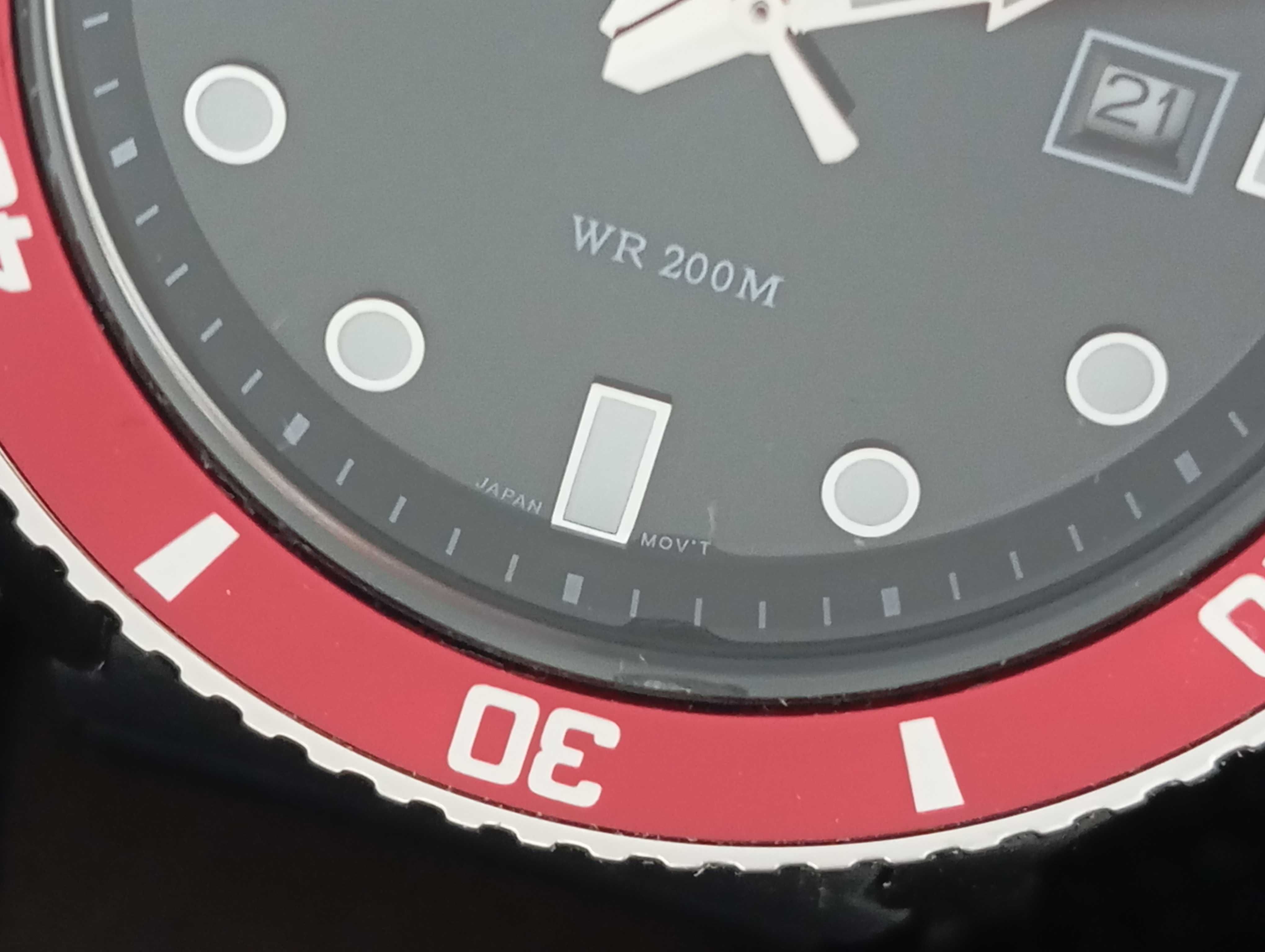 Zegarek Casio MDV-101 tzw. Pepsi