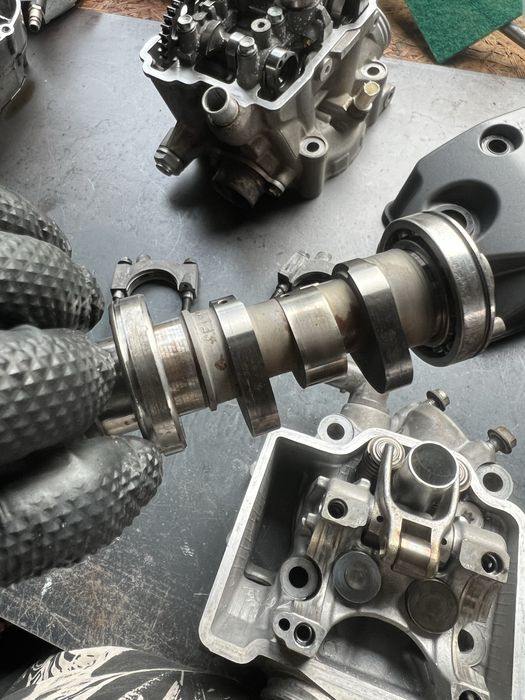 Głowica crf 250 wtrysk wałek blok kompletna zawory