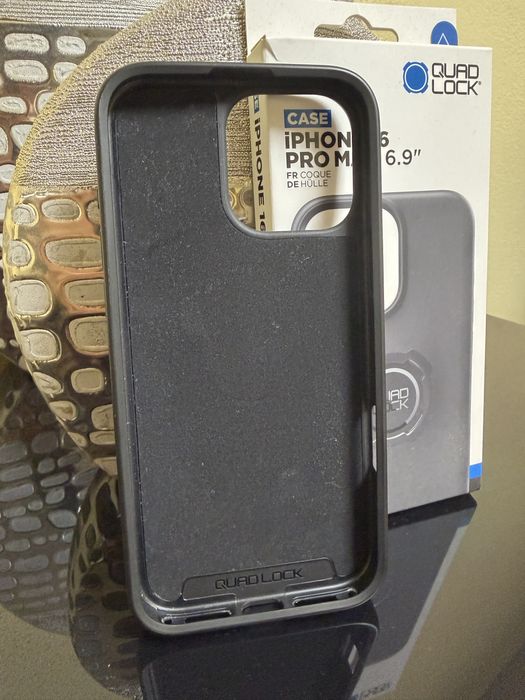 Capa Quad Lock iPhone 16 pro max