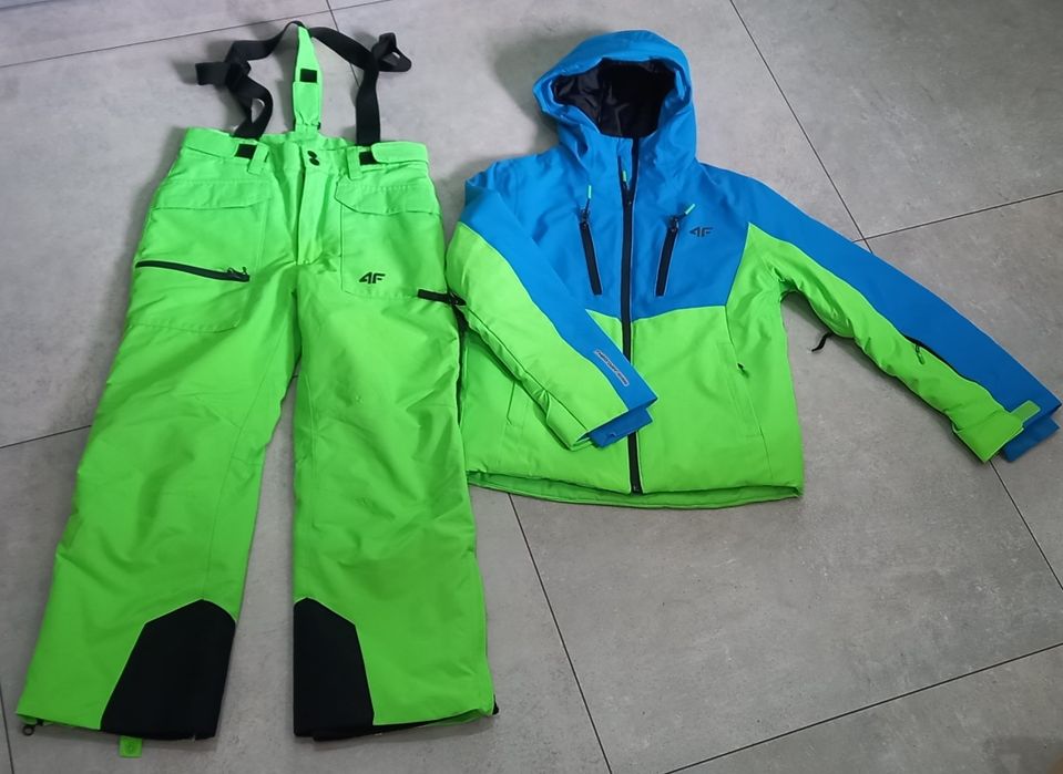 Kombinezon narciarski 4F kurtka i spodnie rozmiar 140