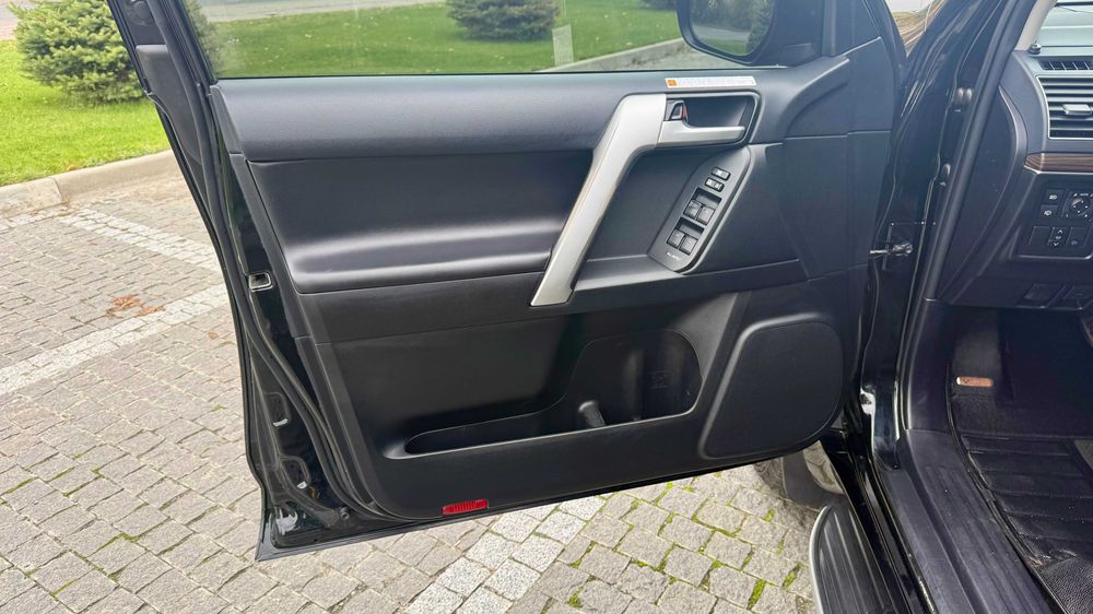 Toyota Land Cruiser Prado 2020