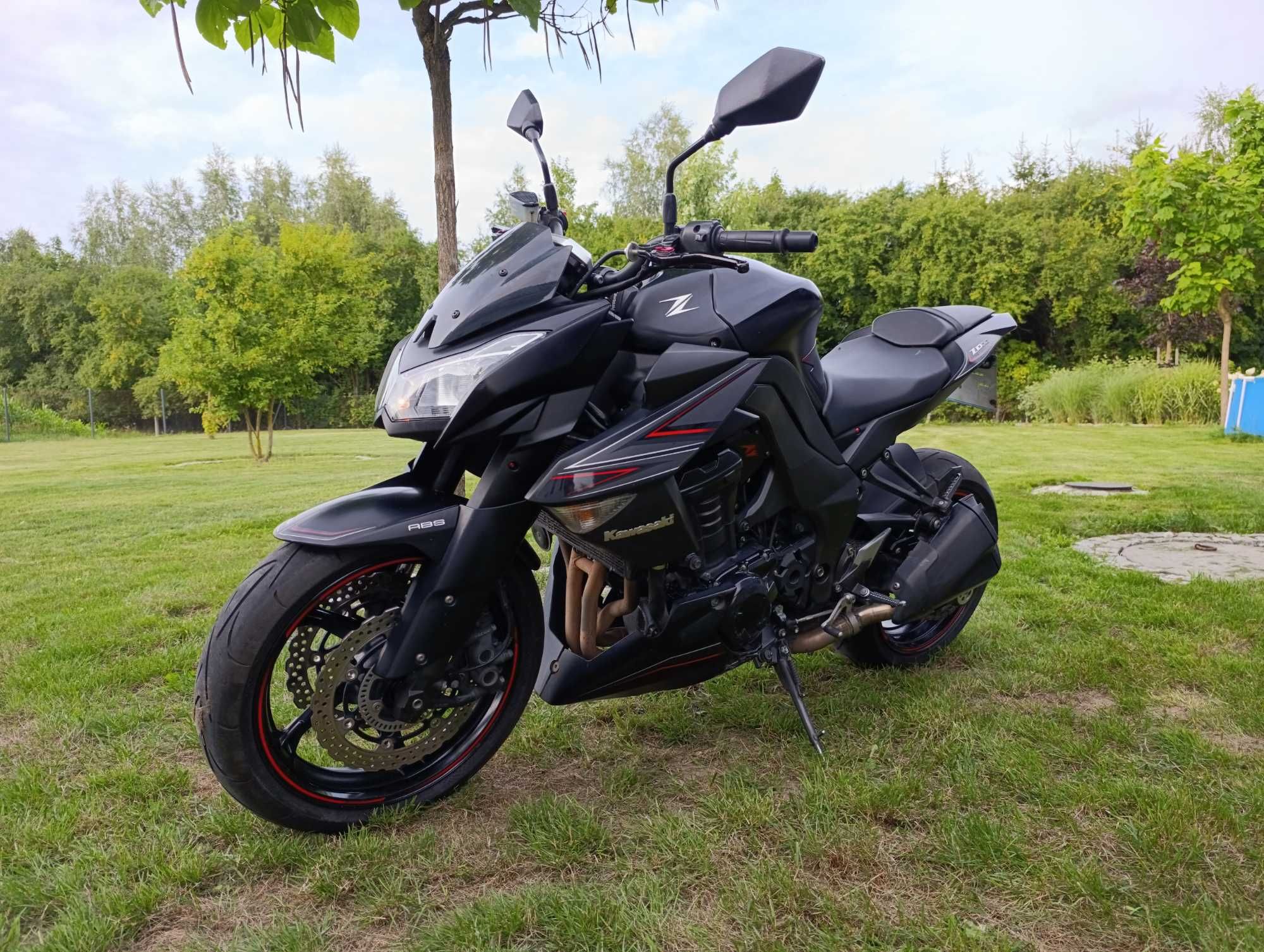 Kawasaki Z1000 z 1000 Black edition