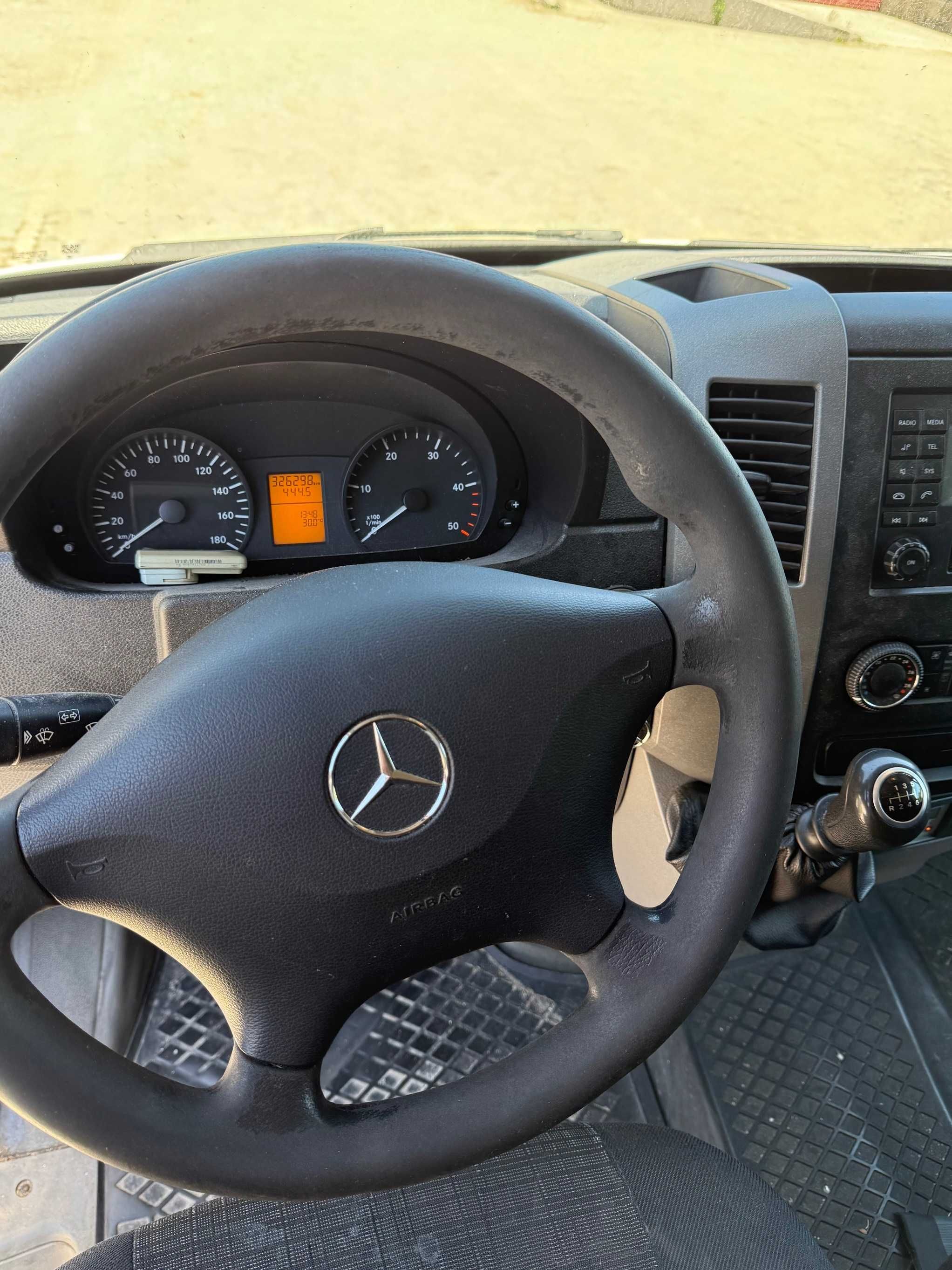 Mercedes-Benz Sprinter 213 CDI c/ Equipamento de Frio Carrier