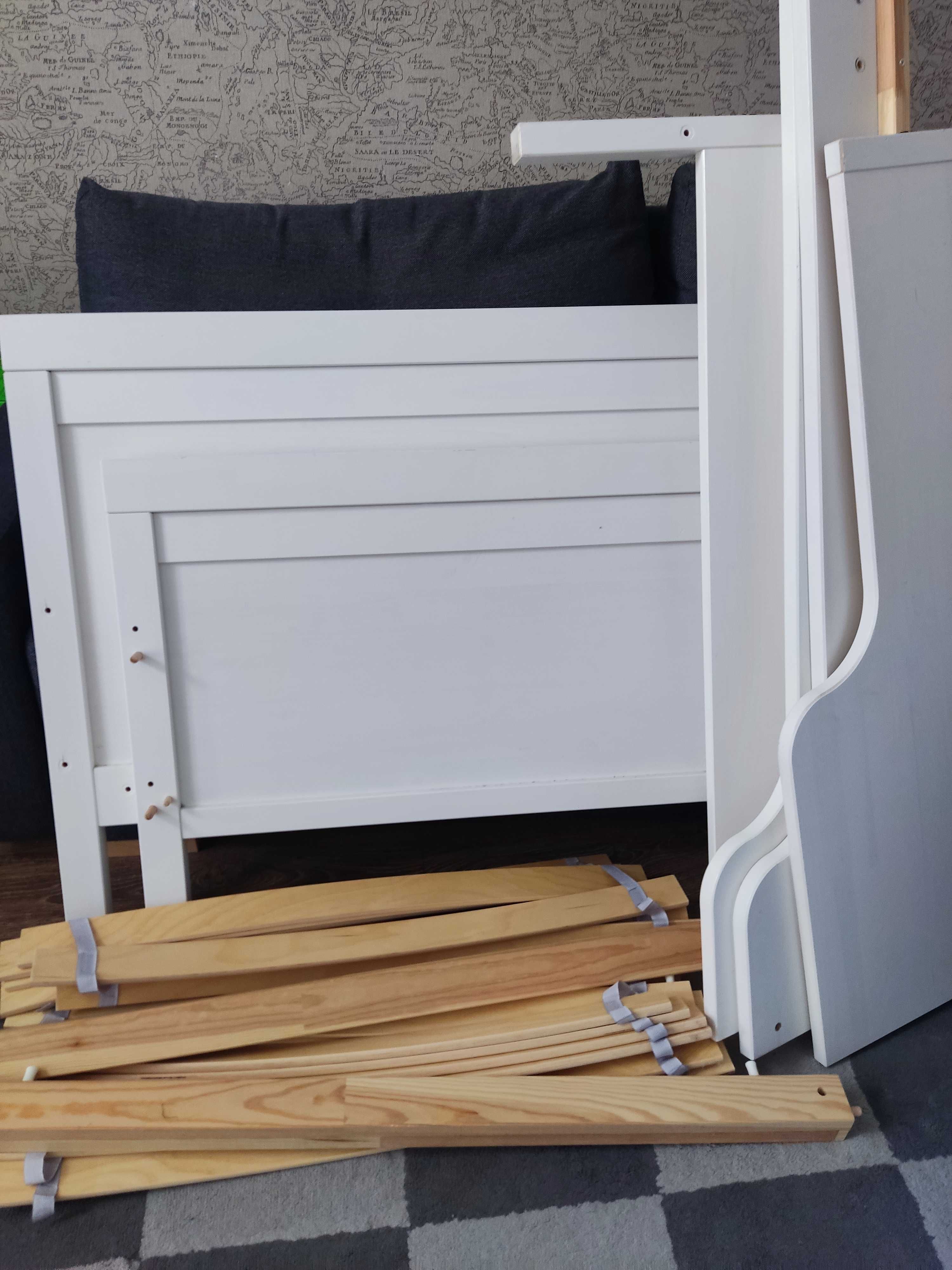 Łóżko z materacem Ikea sundvik