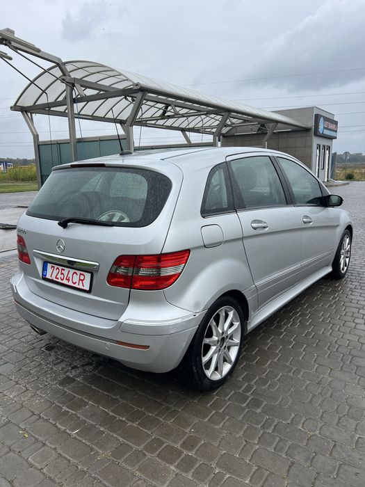 Продам мерседес В 200