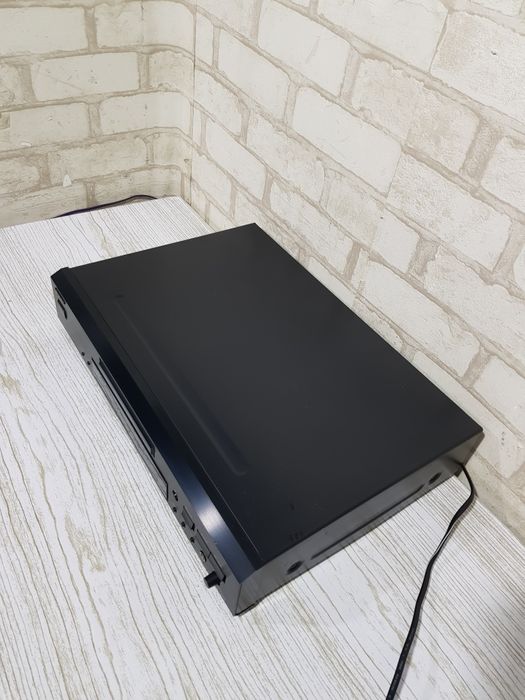 Програвач CD дисків ONKYO DX-7333, б/у з Німеччини