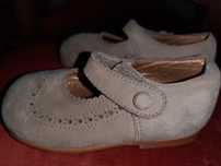 Sapatos  de menina