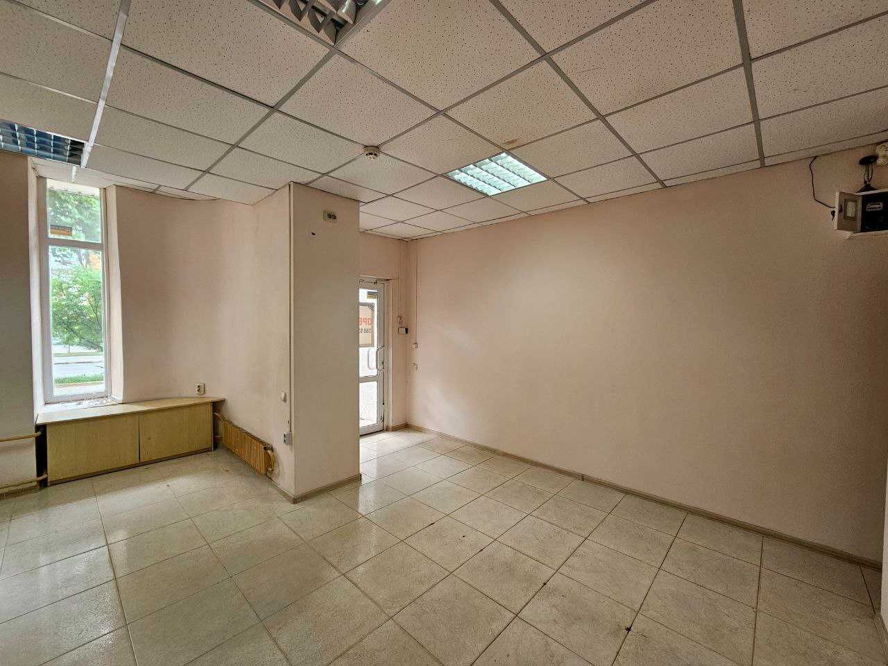Оренда приміщення на пр. Злуки