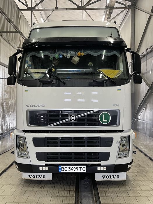 Продам тягач вольво євро 5