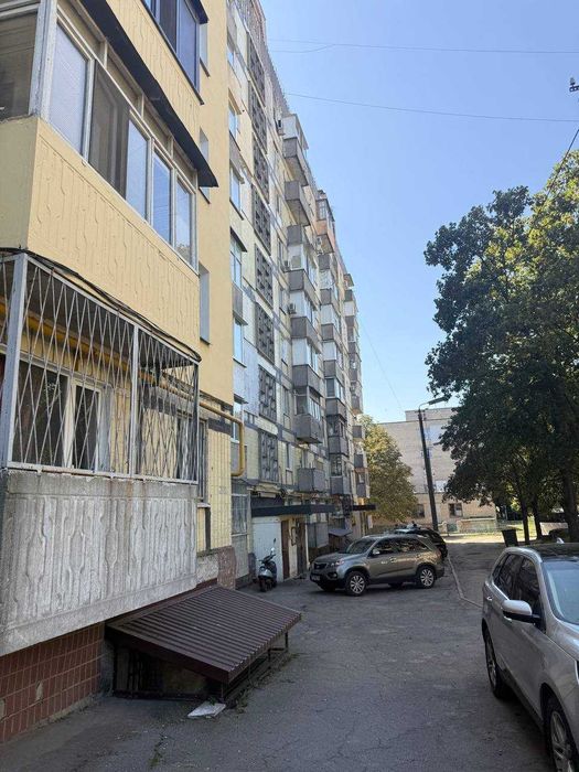 Продам 2 кімнатну квартиру Данили Нечая б.23 Кротова