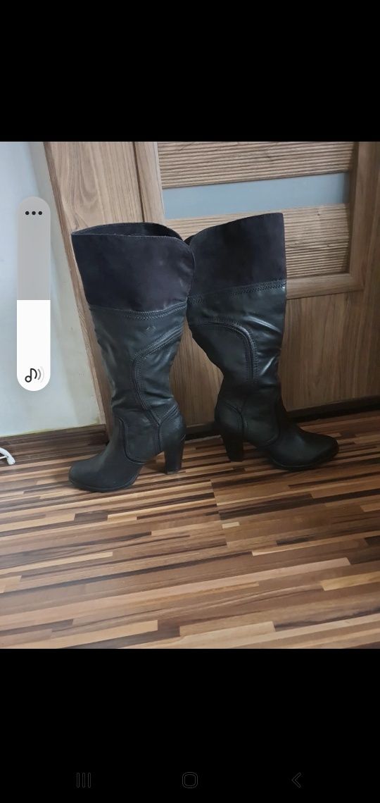 Buty damskie zimowe kozaki 40 czarne skóra