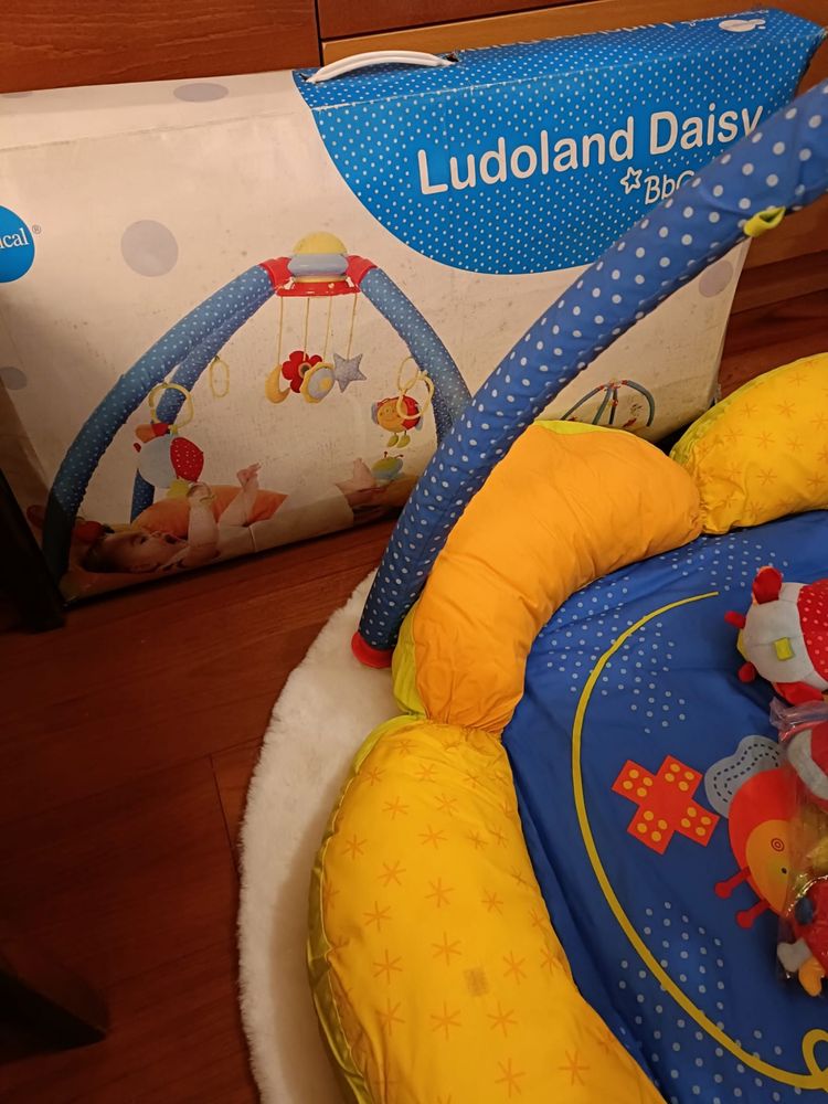 Tapete atividades e cadeira multiposições