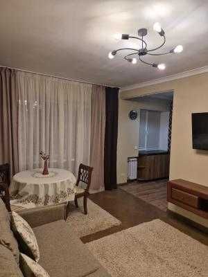 Оренда затишної 2-кімнатної квартири. Галицькій район.  Вулиця Зелена