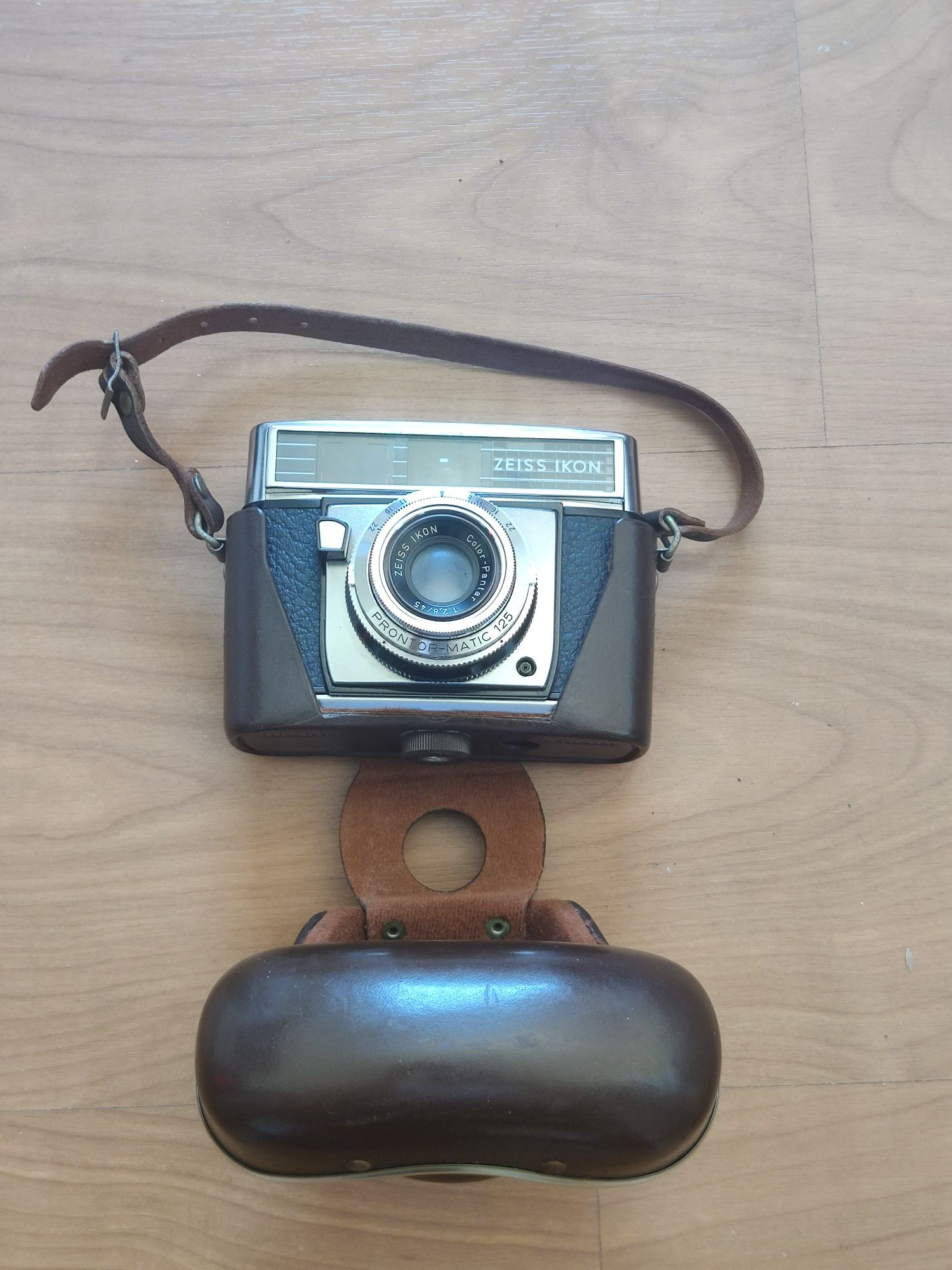 Máquina fotográfica Zeiss ikon A6