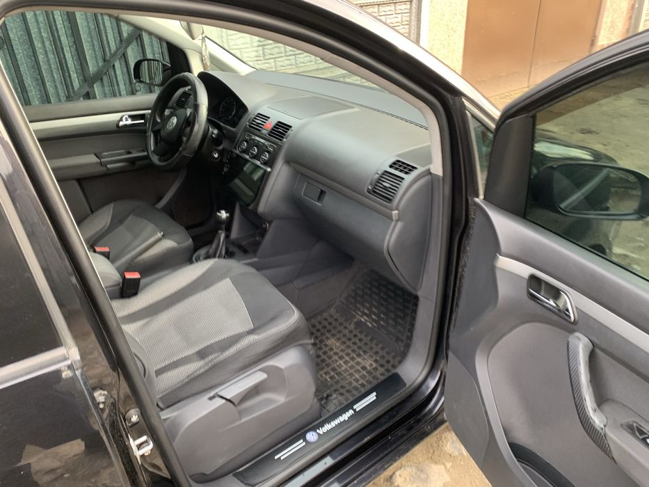 автопродаж фольксваген туран