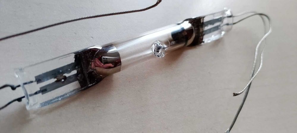 Лампа ультрафиолетовая кварцевая запасная новая для MEDICOR Q-145