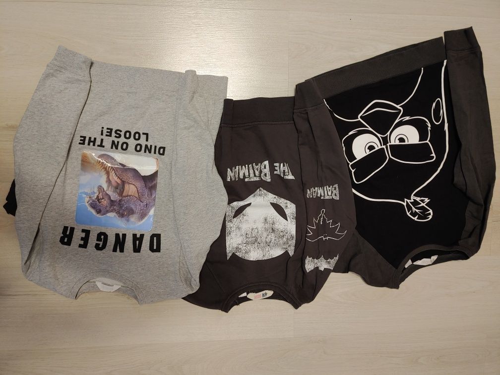 Bluzki, bluzy h&m roz .134-140, 3szt. Dinozaur, Batman i AngryBirds