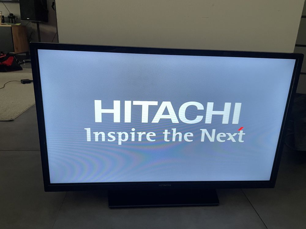 Telewizor led Hitachi 32” wifi, smart