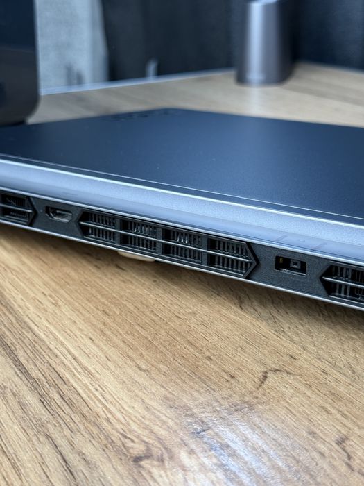 Ноутбук ігровий Lenovo Legion 5 16IRX9 Luna Grey