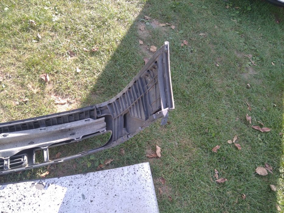 Бампер передній ауді а6 с4