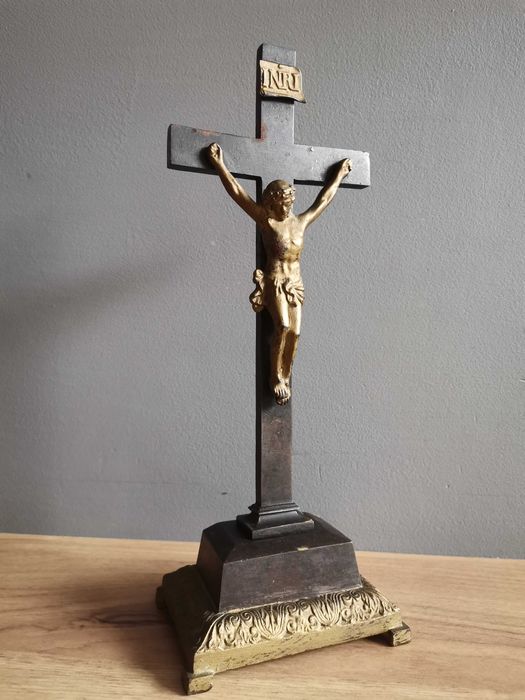 Stary ciekawy metalowy, stalowy Krzyż, Krucyfiks, Pasyjka