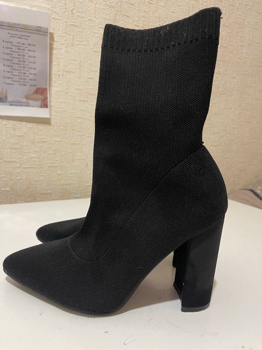 Продам сапожки 37-38