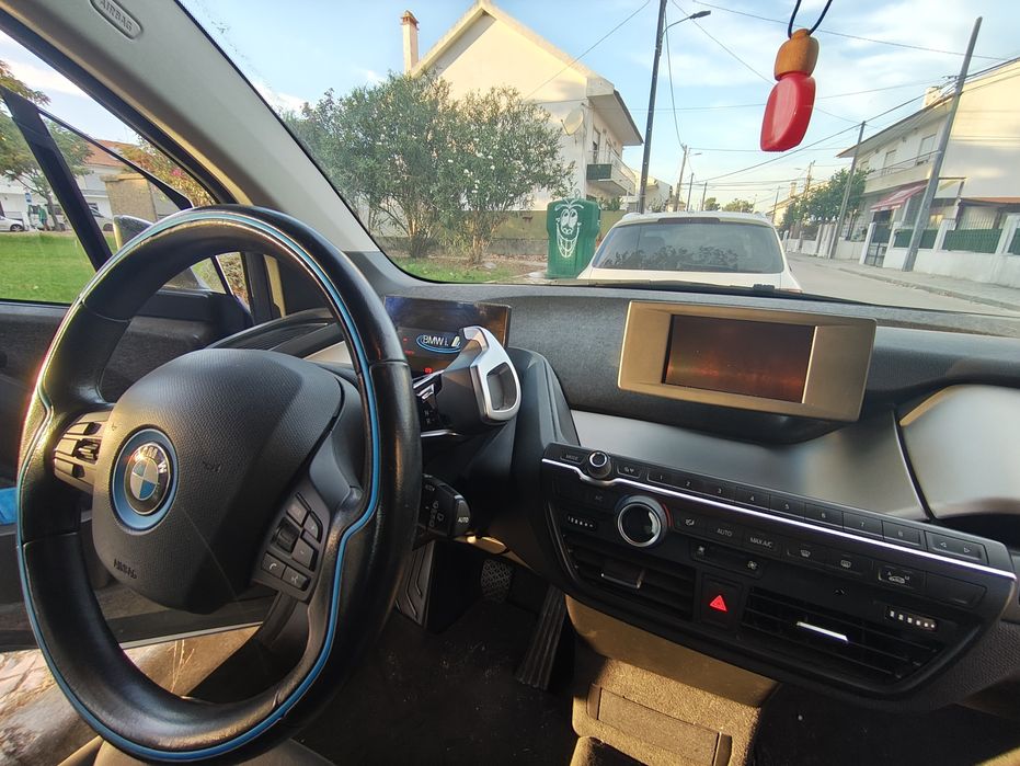 BMW i3  (94ah) .