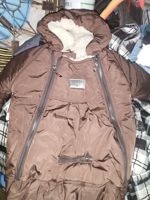 Віддам дитячі речі