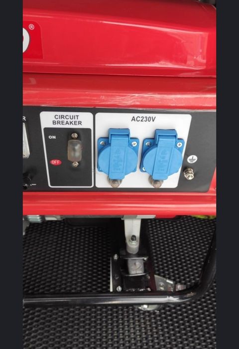 Генератор YAMATO 5.5 kv Italia
-Максимальна потужність 5