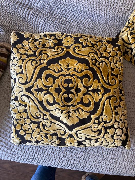 Cadeira Berger com repousa pes e almofadas