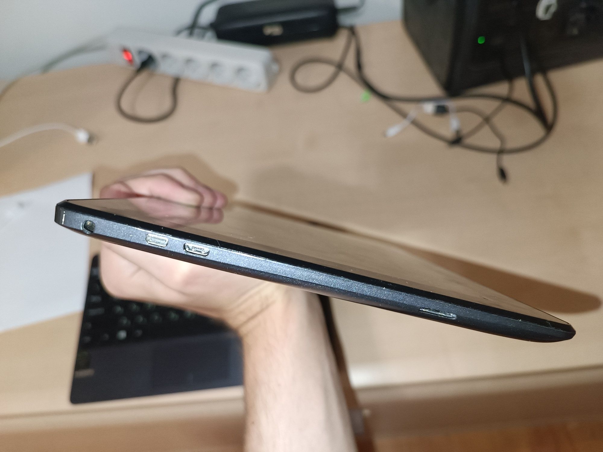 Планшет ASUS Transformer Book T100ТА

19
