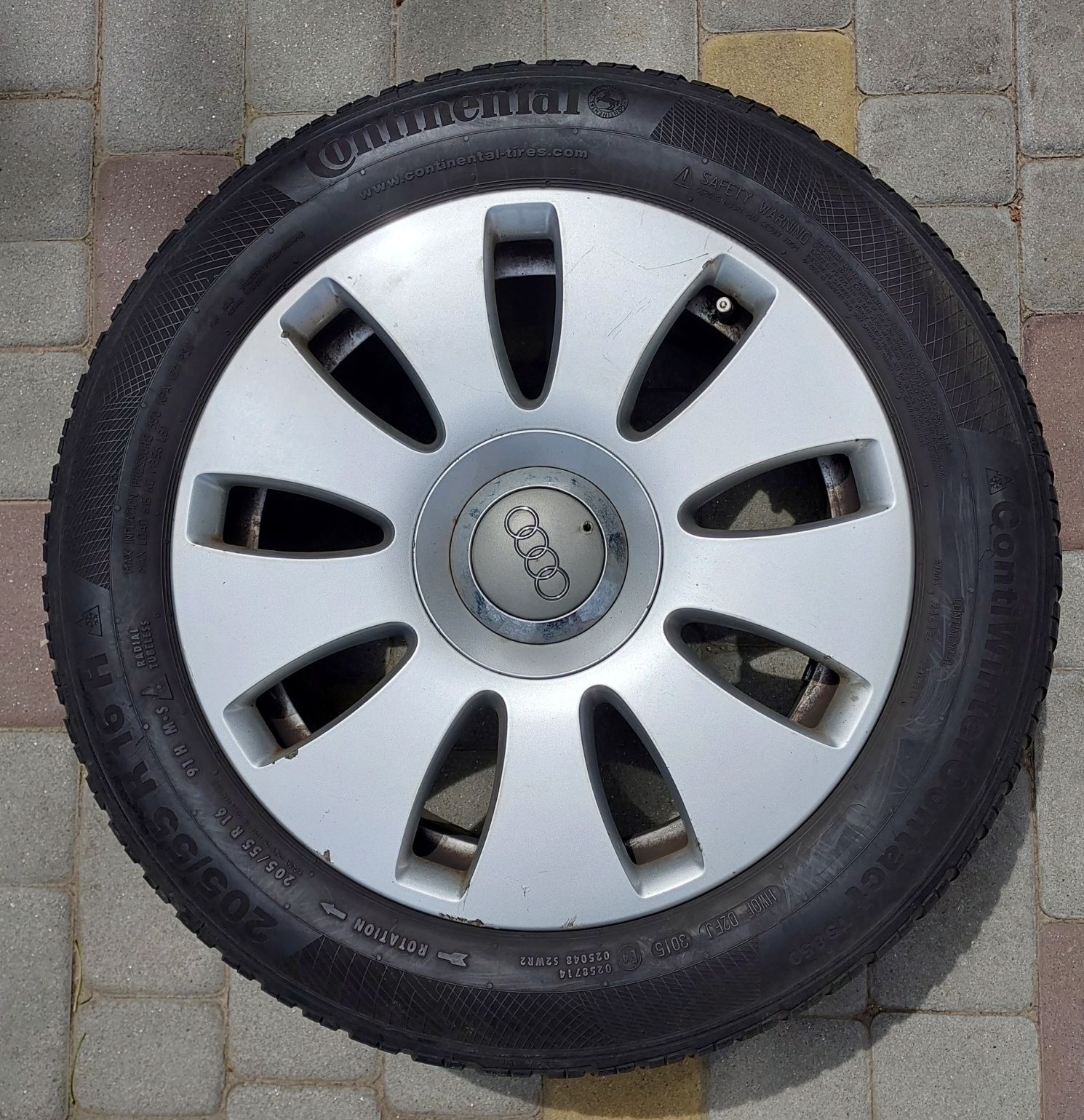 Оригінальні диски R-16 з резиною 205×55 до ауді, фольцваген, шкода.