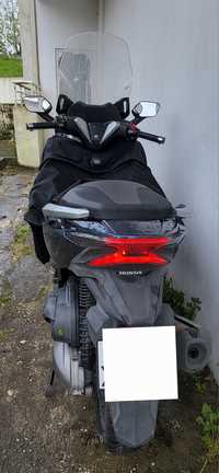 Honda Forza 300 Maxiscooter