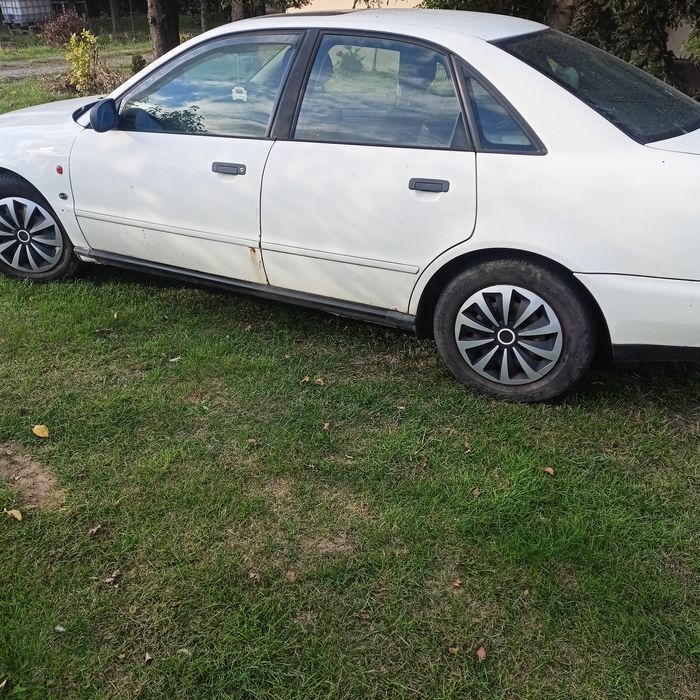 AUDI A4 1.9 TDI 110 KM