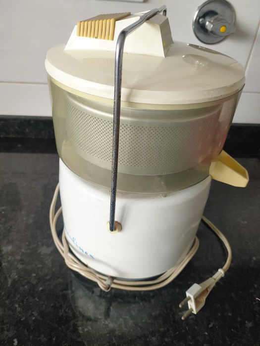 Máquina trituradora para sumos, Moulinex