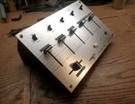 ROELOFS - Japoński Stereo Disco Mixer model RM-2400

Stereo Disco Mixe