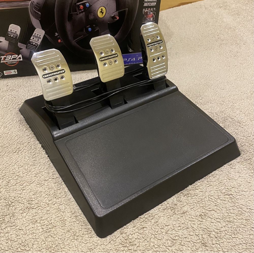 Ігрове кермо Thrustmaster t300 alcantara edition