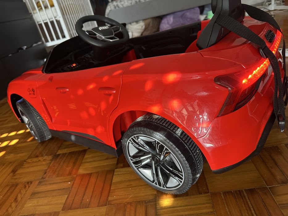 Carro Elétrico Infantil Audi TT