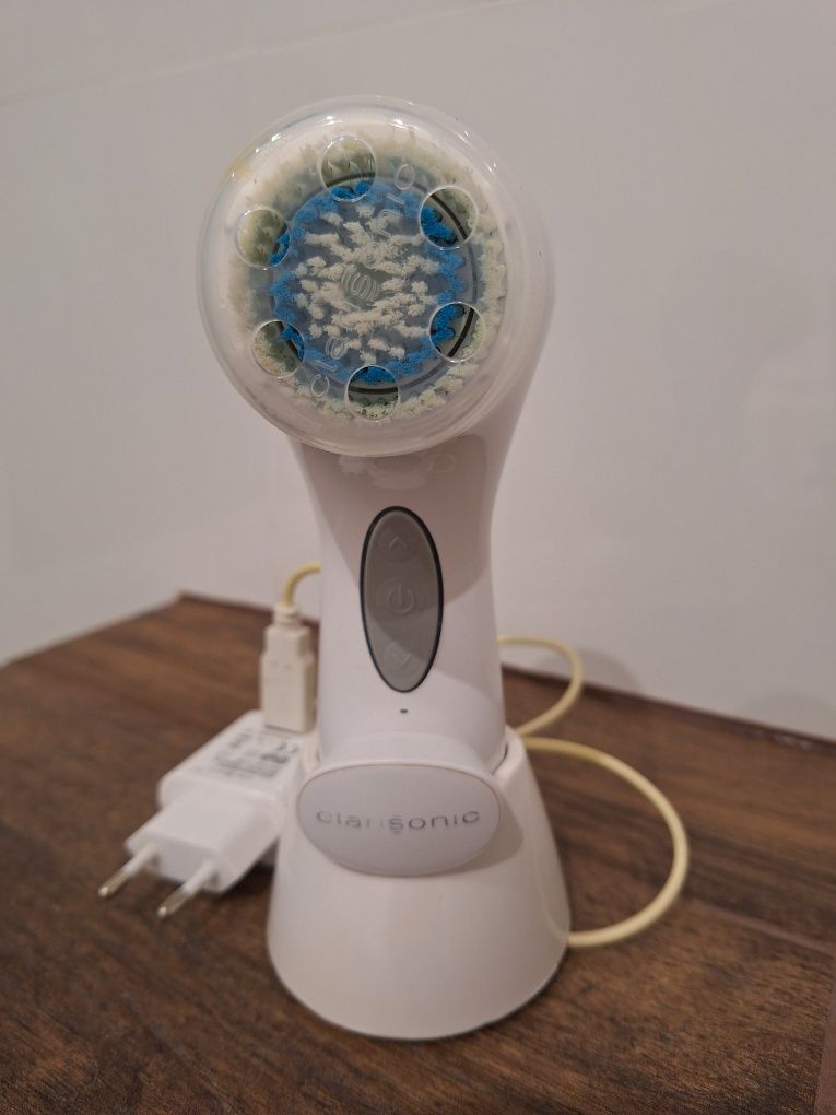 Szczoteczka clarsonic