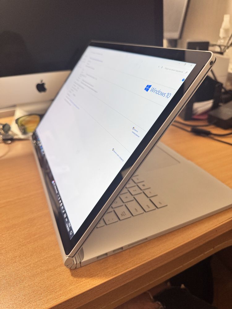 Сенсорний ноутбук-трансформер Surface Book 2 15”, IPS I7-8650/16GB/512