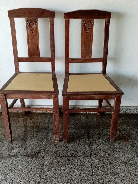 Cadeiras em mogno antigas para pintar ou envernizar