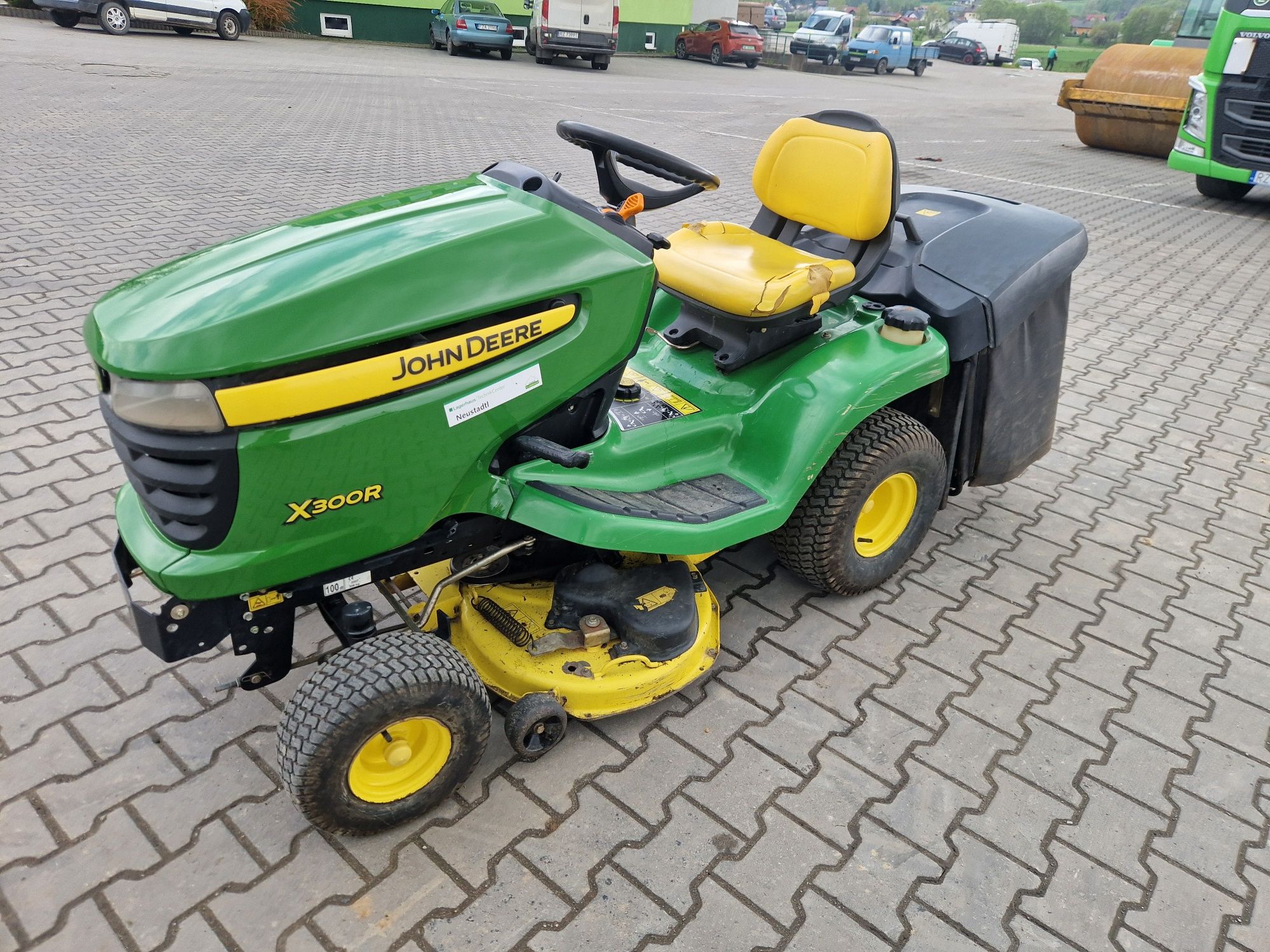 Traktorek John Deere X300r kosiarka