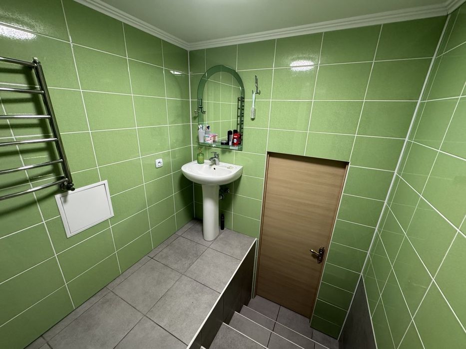 Аренда . 2х квартира. Андреевская. Ресторан Чача.